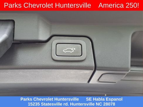 Used 2018 Land Rover Range Rover Evoque HSE Dynamic AWD/4WD image 32