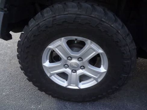 Used 2022 Jeep Wrangler Unlimited Sport AWD/4WD image 13