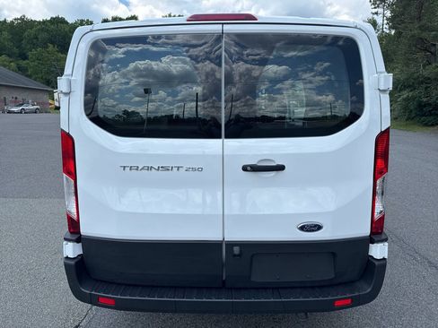Used 2025 Ford Transit 250 Low Roof w/ Exterior Upgrade Package RWD image 5