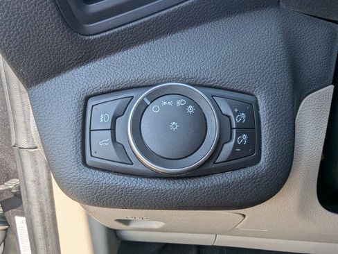 Used 2017 Ford Escape SE AWD/4WD image 17