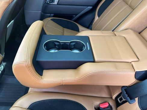 Used 2018 Land Rover Range Rover Sport Supercharged AWD/4WD image 11