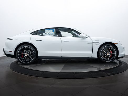 New 2025 Porsche Taycan 4S image 8