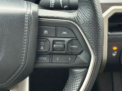 Used 2024 Toyota Tacoma TRD Sport w/ TRD Sport Upgrade Package image 30