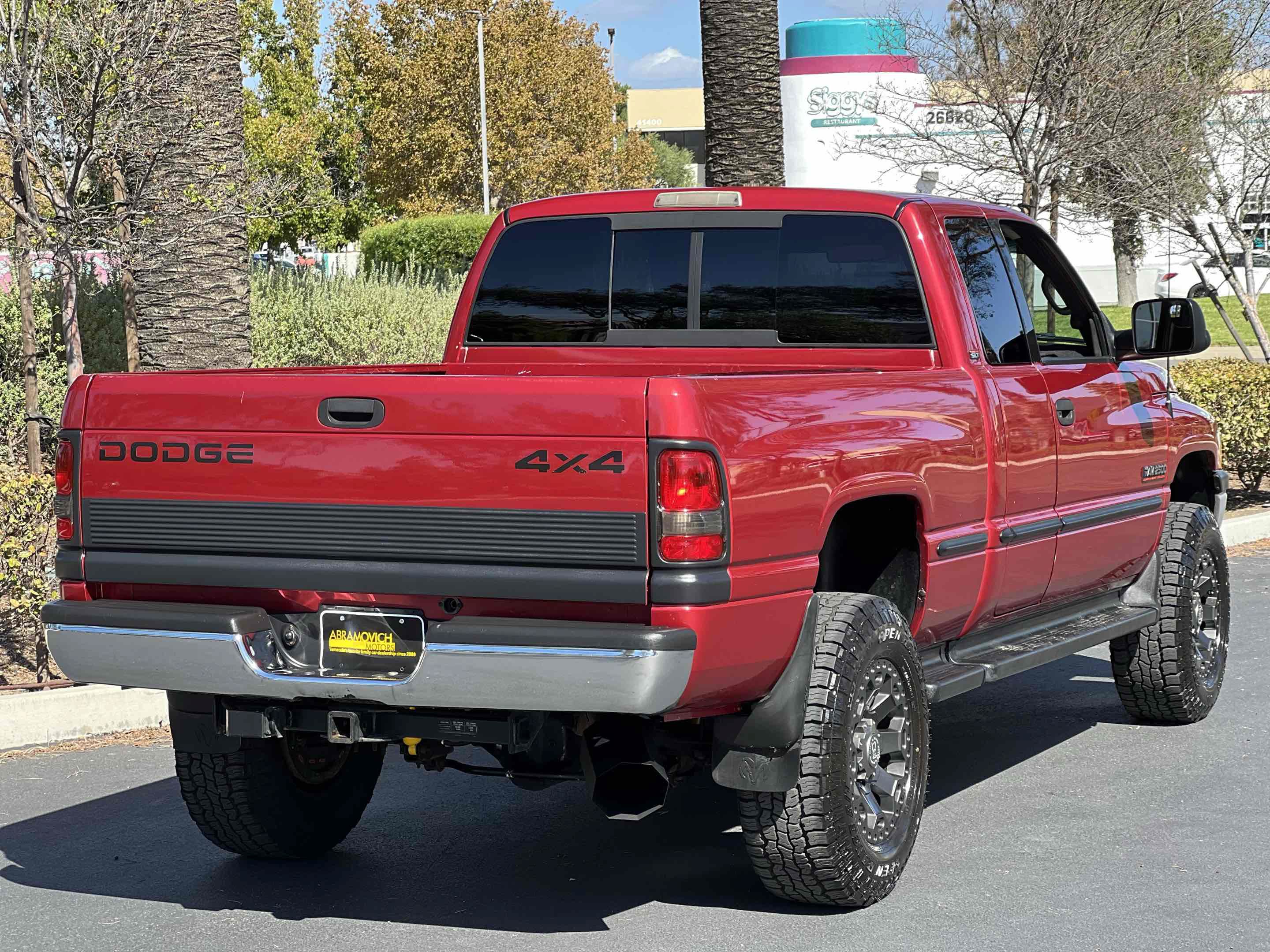 Used 1998 Dodge Ram 2500 Truck 4x4 Quad Cab image 11
