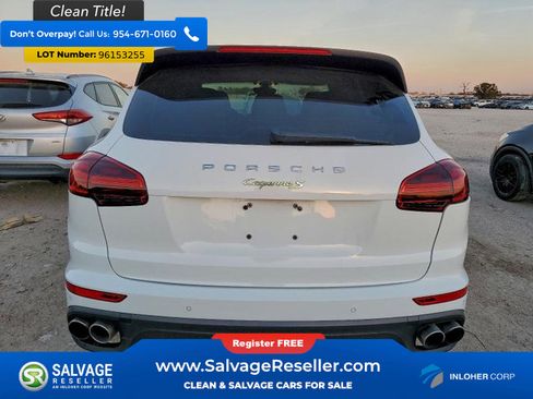 Used 2016 Porsche Cayenne S image 8