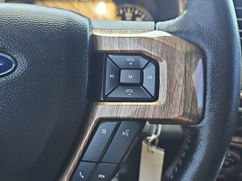 Used 2018 Ford F150 XLT w/ Equipment Group 302A Luxury AWD/4WD image 25