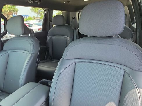New 2027 Kia Telluride S FWD image 22