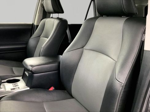 Used 2019 Toyota 4Runner SR5 Premium AWD/4WD image 19