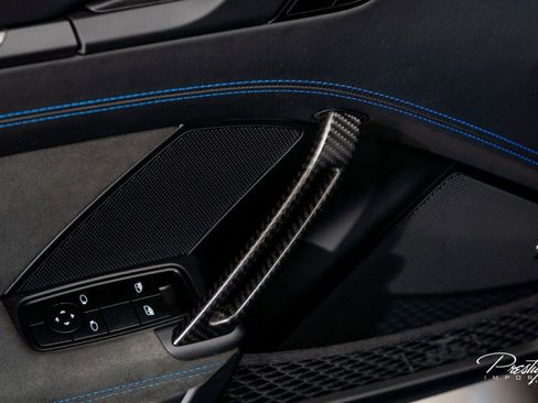 Used 2025 Porsche 911 GT3 image 28