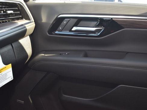 New 2026 Chevrolet Tahoe Premier image 19