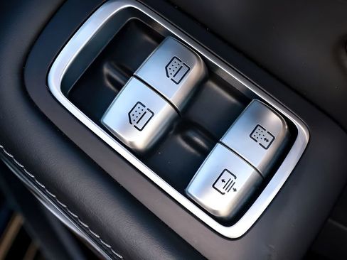 Used 2017 Mercedes-Benz S 63 AMG 4MATIC Sedan w/ Warmth & Comfort Package image 35