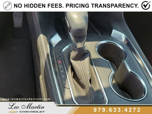 Used 2024 Chevrolet Traverse LT FWD image 28