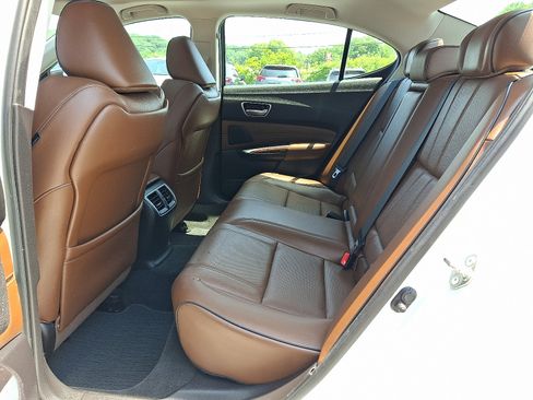 Used 2018 Acura TLX V6 SH-AWD w/ Technology Pkg image 11