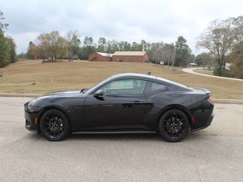 New 2026 Ford Mustang Coupe image 12