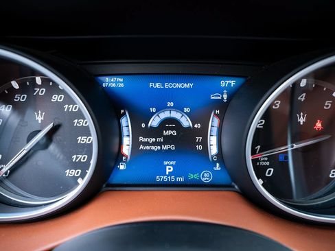 Used 2018 Maserati Levante S GranLusso AWD/4WD image 41