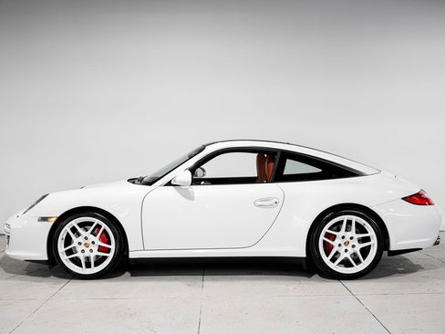 Used 2010 Porsche 911 Targa 4S AWD/4WD image 7