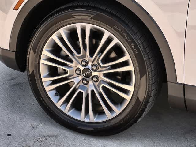 Used 2018 Lincoln MKX Reserve FWD image 9