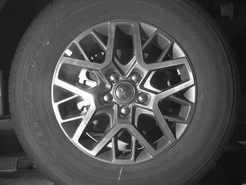 Used 2025 Jeep Wrangler Sahara image 13