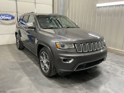 Used 2019 Jeep Grand Cherokee Overland image 1