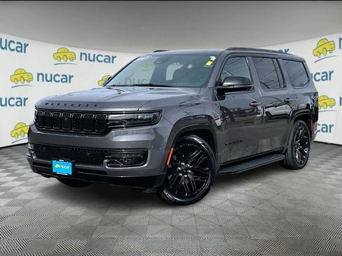 Used 2023 Jeep Wagoneer Series II w/ Convenience Group I image 3