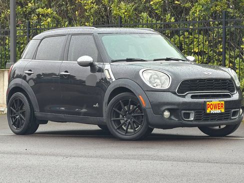Used 2014 MINI Cooper Countryman S image 2