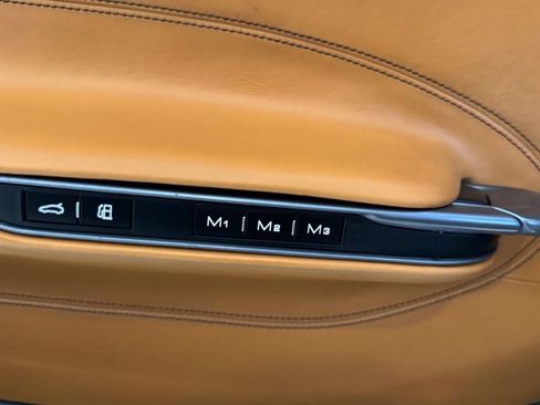 Used 2018 Ferrari GTC4Lusso T image 49