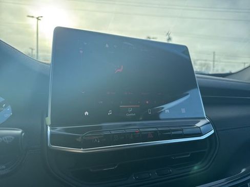 New 2026 Jeep Compass Latitude image 26