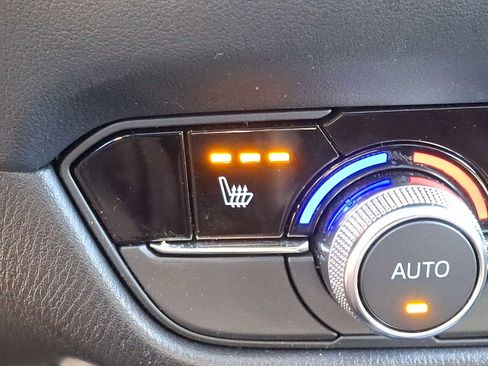 Used 2018 MAZDA MAZDA6 Touring image 24