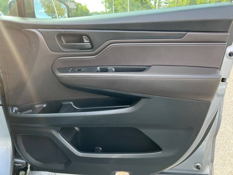 Used 2019 Honda Odyssey EX-L image 8