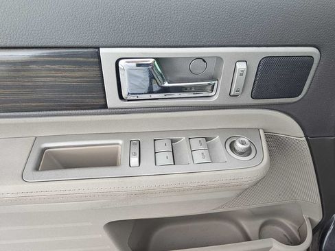 Used 2007 Lincoln MKX AWD image 20