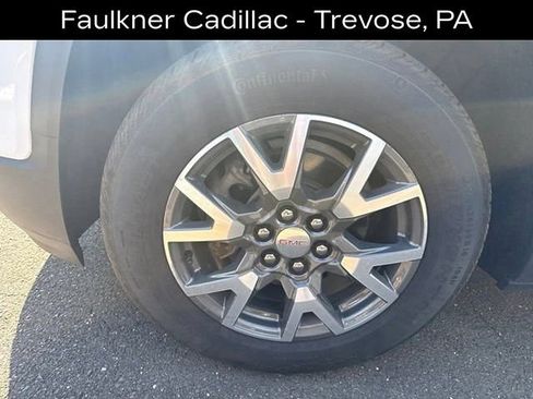 Used 2023 GMC Acadia SLE AWD/4WD image 6