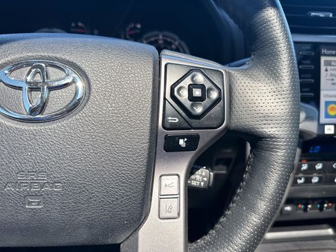 Used 2023 Toyota 4Runner Limited AWD/4WD image 21