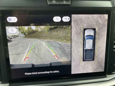 New 2026 Ford F250 Lariat w/ FX4 Off-Road Package image 11