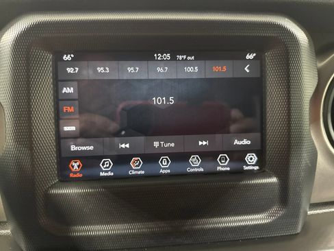 Used 2020 Jeep Wrangler Unlimited Sport S AWD/4WD image 25