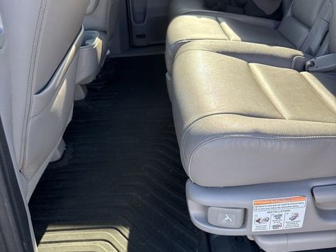 Used 2014 Honda Odyssey EX-L image 9
