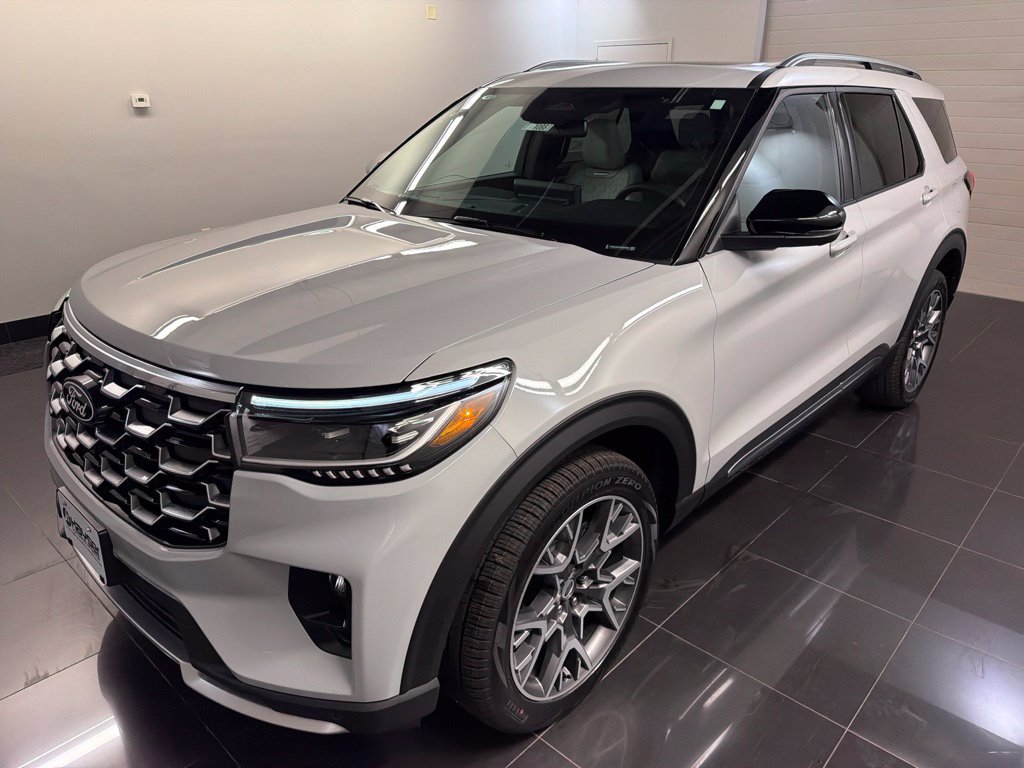 New 2027 Ford Explorer Platinum w/ 3.0L Ultimate Package AWD/4WD image 3