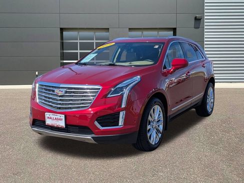 Used 2019 Cadillac XT5 Platinum AWD/4WD image 1