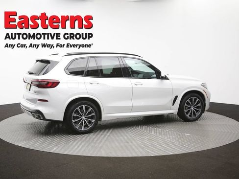 Used 2023 BMW X5 xDrive40i w/ M Sport Package AWD/4WD image 46