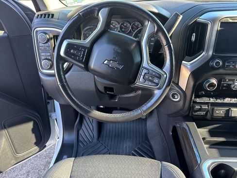 Used 2021 Chevrolet Silverado 1500 LT Trail Boss w/ Bed Protection Package image 15