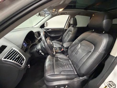 Used 2014 Audi Q5 2.0T Premium w/ Lighting Package AWD/4WD image 18