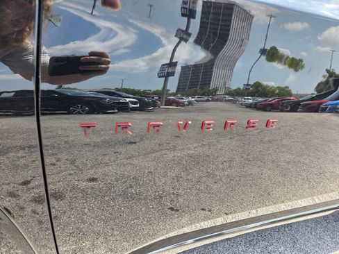 Certified 2023 Chevrolet Traverse Premier w/ Redline Edition image 4