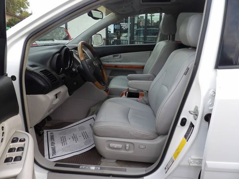 Used 2004 Lexus RX 330 FWD image 8