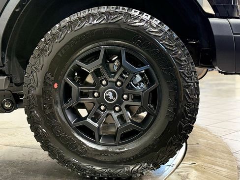 New 2026 Ford Bronco Badlands AWD/4WD image 23