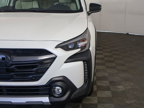 Used 2023 Subaru Outback Limited XT AWD/4WD image 18