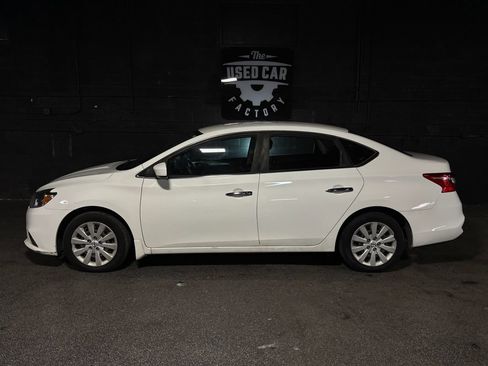 Used 2017 Nissan Sentra S FWD image 3