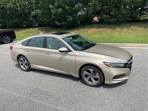 Used 2018 Honda Accord EX-L image 6