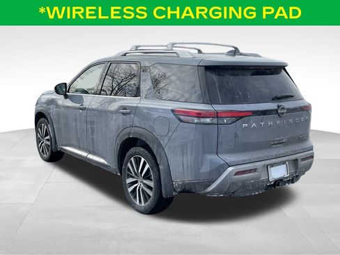 Used 2025 Nissan Pathfinder Platinum w/ Cargo Package image 12