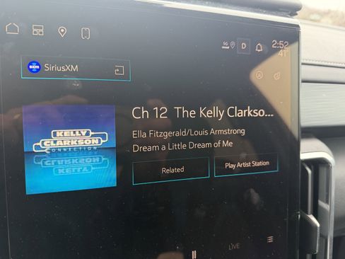 Used 2025 GMC Acadia Elevation image 20