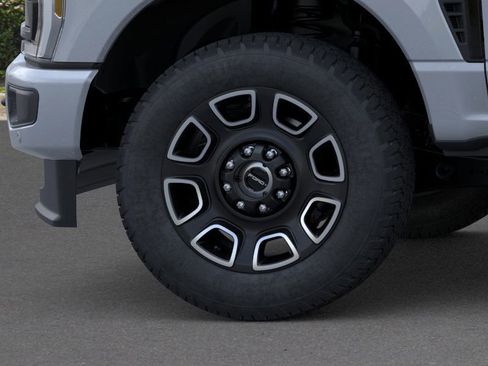 New 2026 Ford F250 Platinum w/ FX4 Off-Road Package image 19