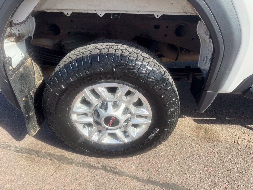 Used 2021 GMC Sierra 2500 SLE AWD/4WD image 30